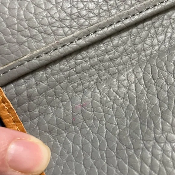 Final sale Dooney & Bourke Gray Leather Wallet - Picture 6 of 10